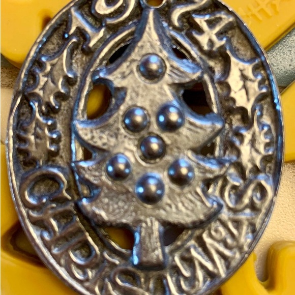 Vintage Pewter Ornament/Pendant - Picture 3 of 8